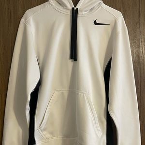 Men’s Nike Therma Fit Small Sweatshirt